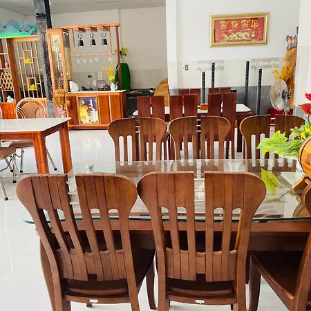 Ngoc Nga Hotel Phan Rang-Tháp Chàm Esterno foto